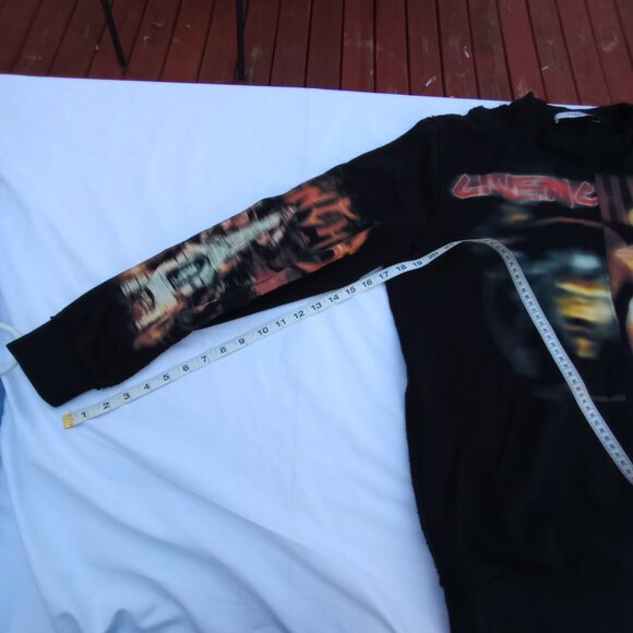 Givenchy Black Heavy Metal Print Distressed Sweatshirt size large - Picture 13 of 16